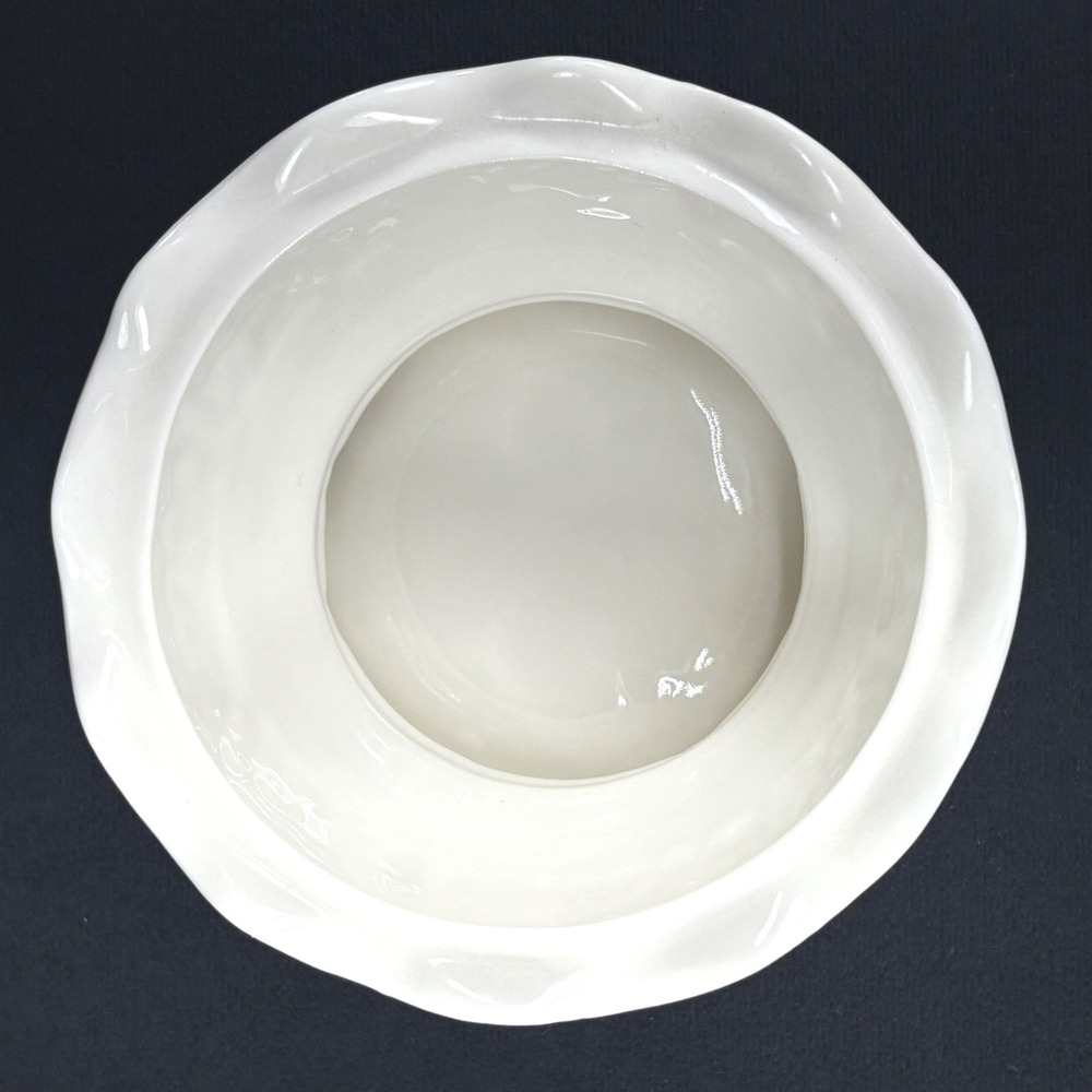 Vintage Belleek Tara Celtic Shamrock Gift / Trinket Box / Sugar Bowl with Lid - Picture 8 of 10